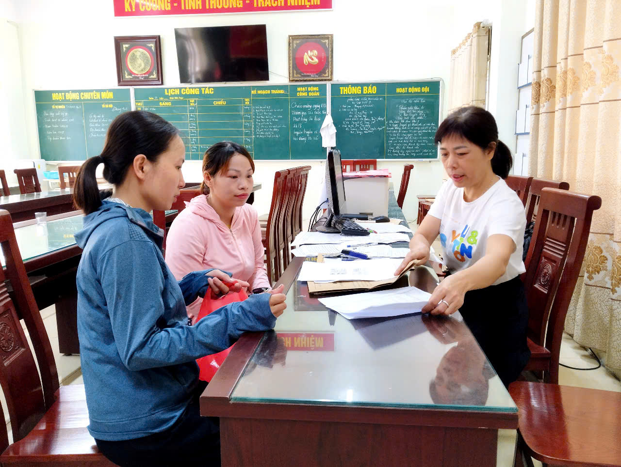 TRƯỜNG THCS MỸ HƯNG HỖ TRỢ TUYỂN SINH TRỰC TUYẾN LỚP 6 NĂM HỌC 2025-2026